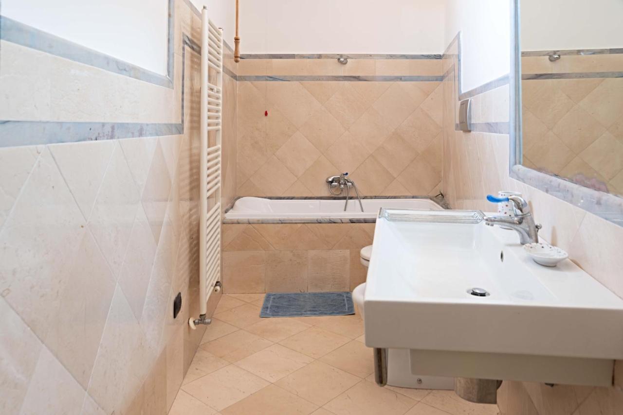 Abaca Rooms Lecce Ngoại thất bức ảnh