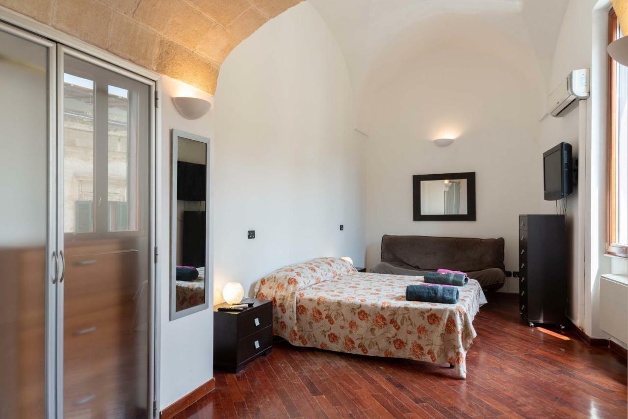 Abaca Rooms Lecce Ngoại thất bức ảnh